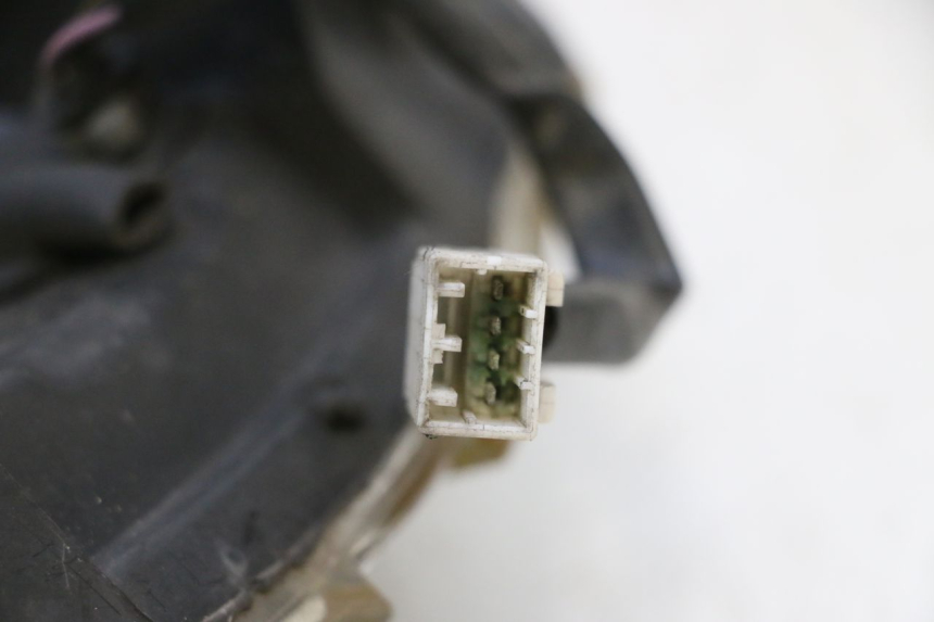 photo de HEADLIGHT PIAGGIO MP3 RL 250 (2006 - 2010) - Used quality zoom