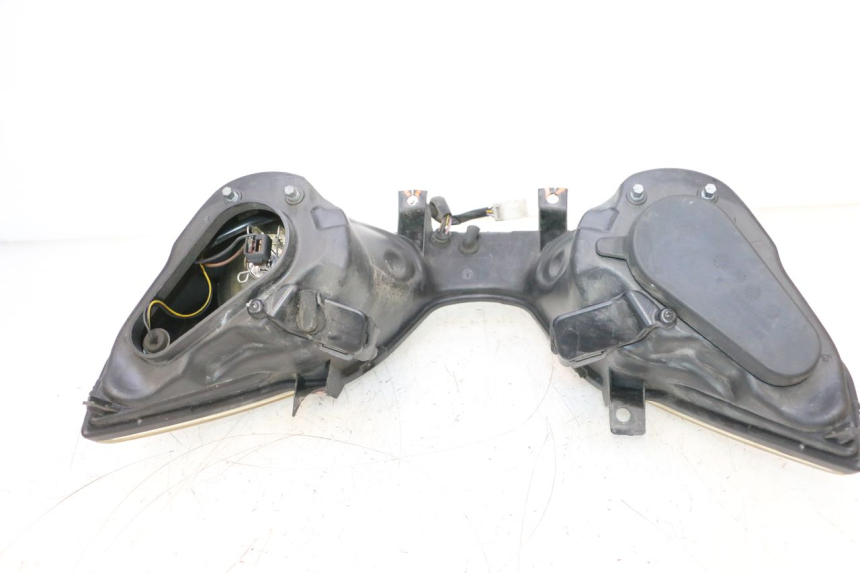 photo de HEADLIGHT PIAGGIO MP3 RL 250 (2006 - 2010) - Main view