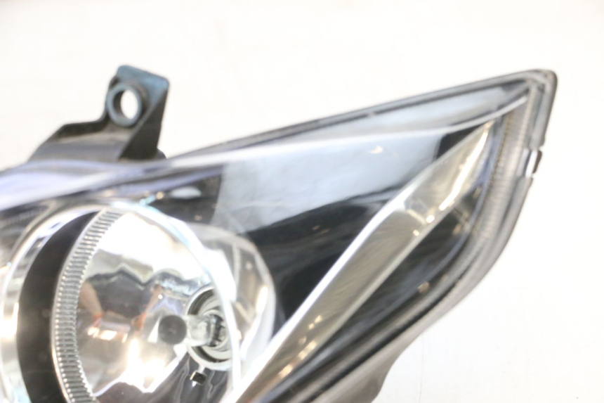 photo de HEADLIGHT PIAGGIO MP3 500 (2016 - 2018) - Focus on structure
