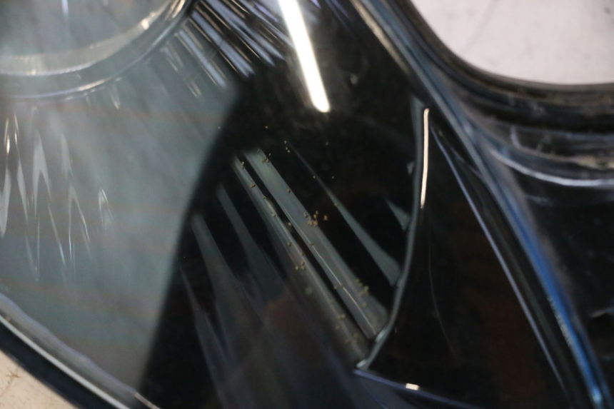 photo de HEADLIGHT PIAGGIO MP3 125 (2006 - 2014) - Alternative angle