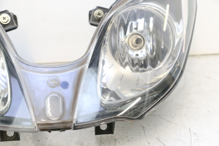 photo de HEADLIGHT PIAGGIO MP3 500 (2016 - 2018) - Alternative perspective