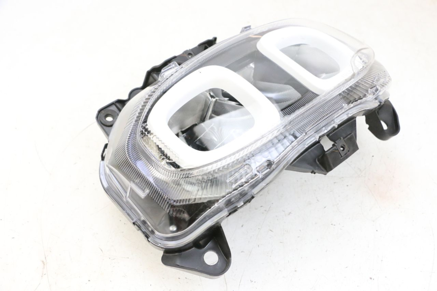 photo de HEADLIGHT YAMAHA NEO'S CORE 1 (2022 - 2026) - Additional view of the item