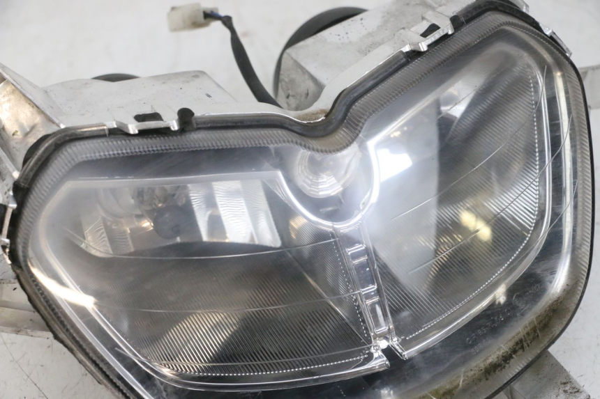 photo de HEADLIGHT PIAGGIO NEW TYPHOON 50 (2018 - 2021) - Markings and original references