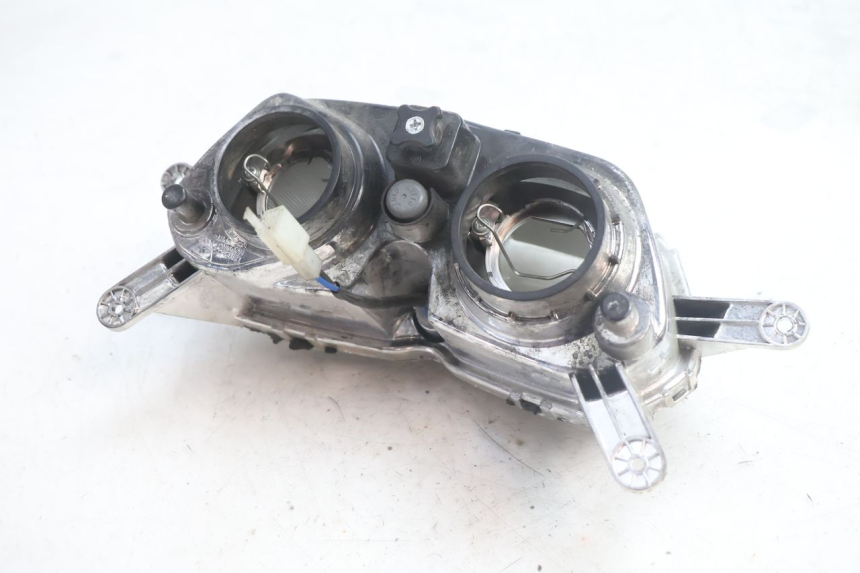 photo de HEADLIGHT PIAGGIO NEW TYPHOON 50 (2018 - 2021) - Fixing points details