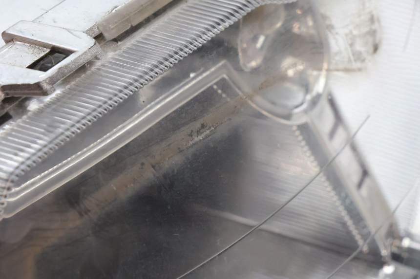photo de HEADLIGHT PIAGGIO NEW TYPHOON 50 (2018 - 2021) - Technical close-up