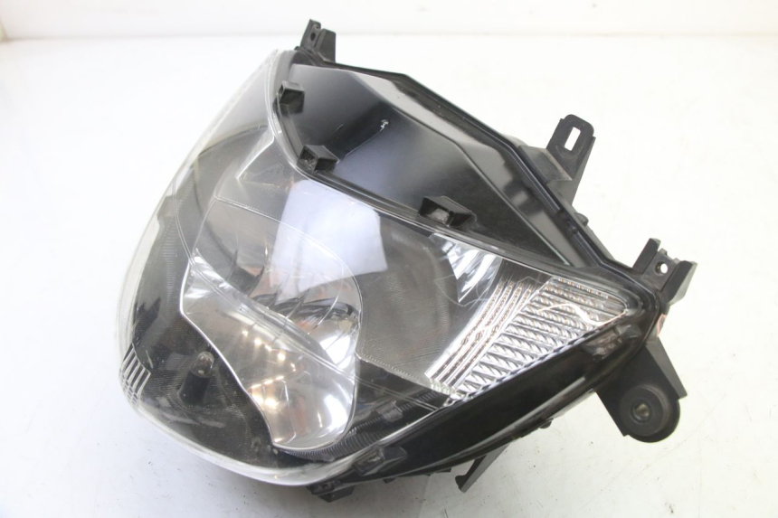 photo de HEADLIGHT HONDA NTV DEAUVILLE ABS 700 (2007 - 2016) - Zoom on usage condition