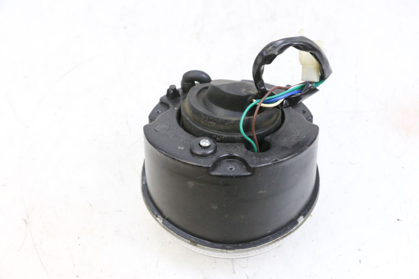 photo de HEADLIGHT JM MOTORS OLDIES GT 4T 50 (2018 - 2025) - Zoom on usage condition