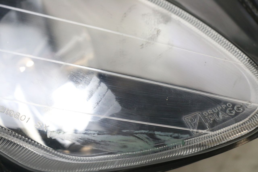photo de HEADLIGHT PIAGGIO NRG POWER PUREJET 50 (2018 - 2021) - Alternative perspective
