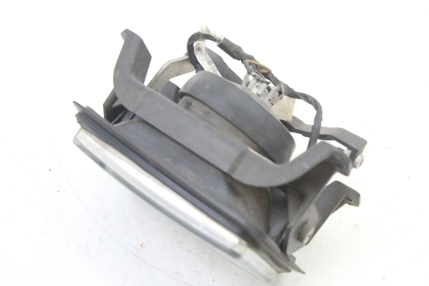 photo de HEADLIGHT PIAGGIO VESPA S 2T 50 (2007 - 2014) - Zoom on usage condition