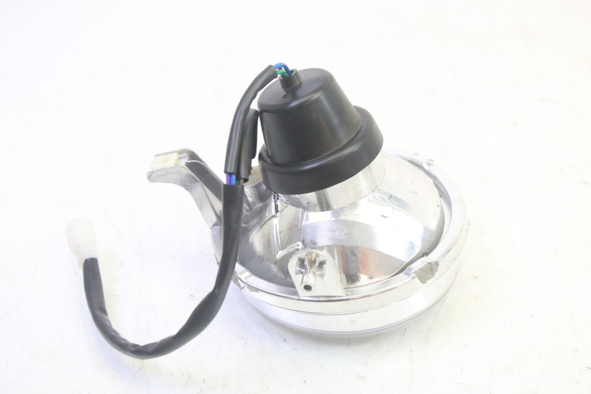 photo de HEADLIGHT EFUN PUSA 1 - Technical close-up