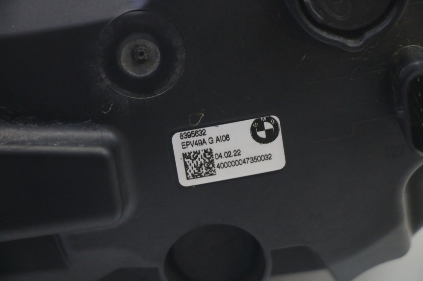 photo de HEADLIGHT BMW R GS 1250 (2021 - 2024) - Surface and material condition