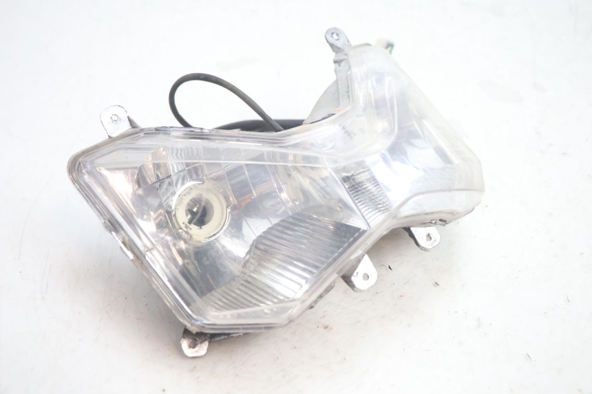 photo de HEADLIGHT YAMASAKI ROADSTER 50 (2013 - 2018) - Alternative perspective