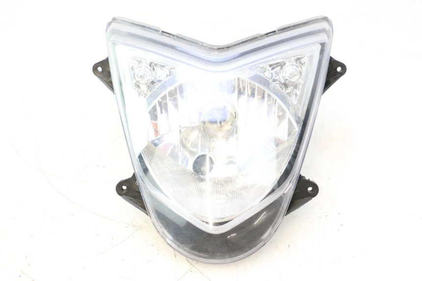 photo de FRONT HEADLIGHT TNT MOTOR ROMA 10' 2T 50 (2011 - 2018) - Distinctive features