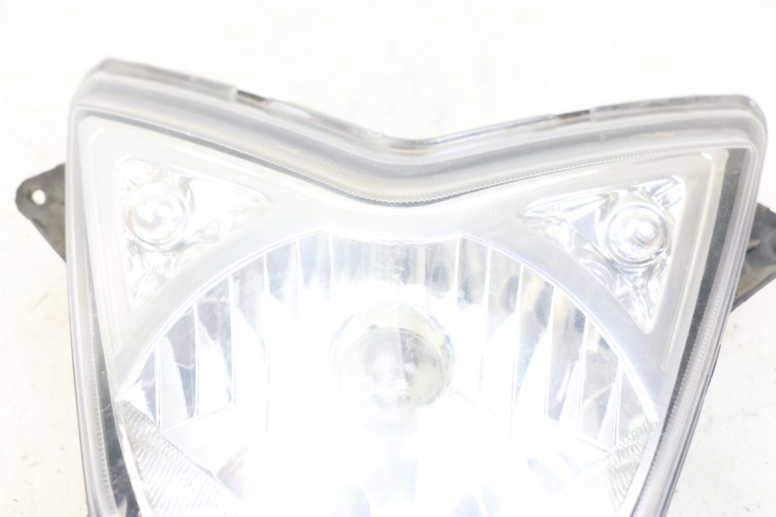 photo de FRONT HEADLIGHT TNT MOTOR ROMA 10' 4T 50 (2007 - 2018) - Distinctive features