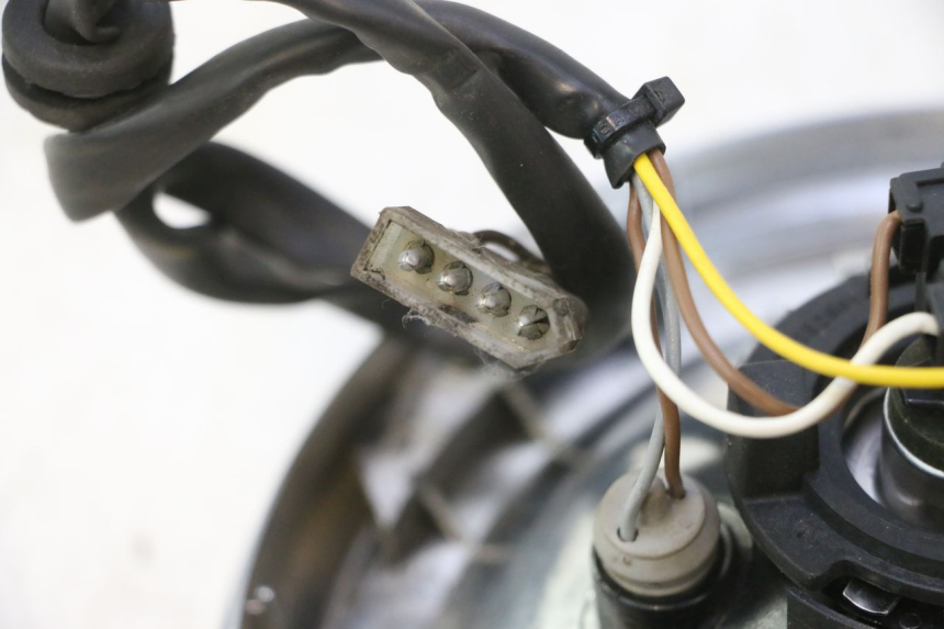 photo de HEADLIGHT MZ RT 125 (2000 - 2008) - Distinctive features