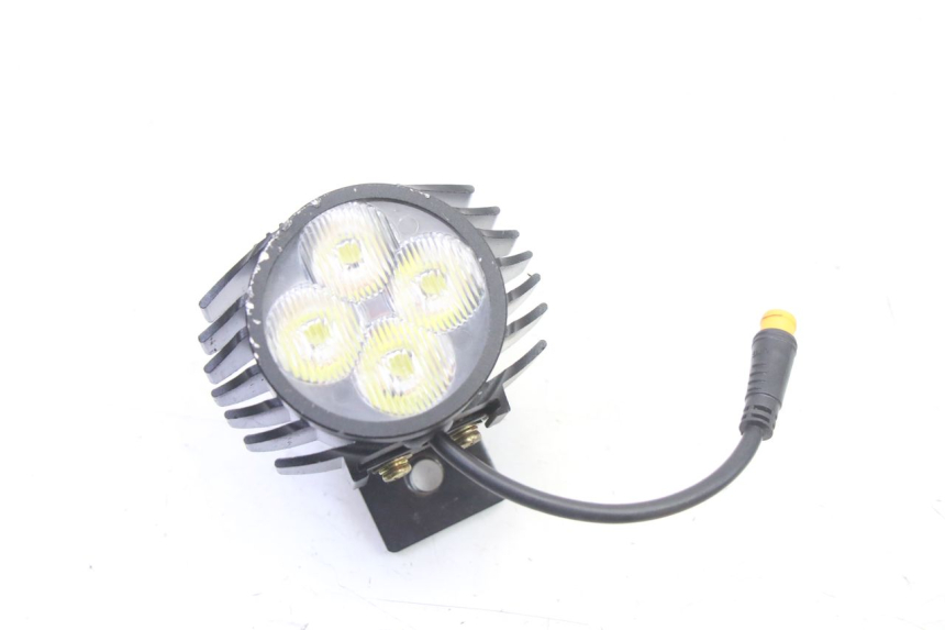 photo de HEADLIGHT HERO S10 1 - Main view