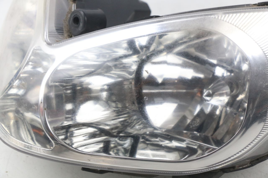 photo de HEADLIGHT DAELIM S2 125 (2006 - 2007) - Surface and material condition