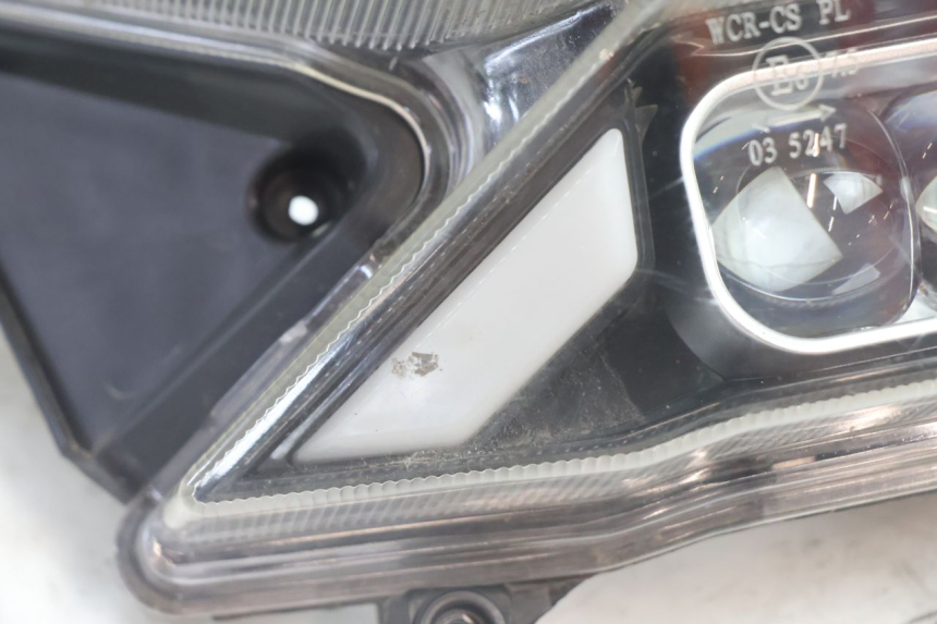 photo de FRONT HEADLIGHT JM MOTORS SANTANA EVO 50 (2024 - 2026) - Component detail