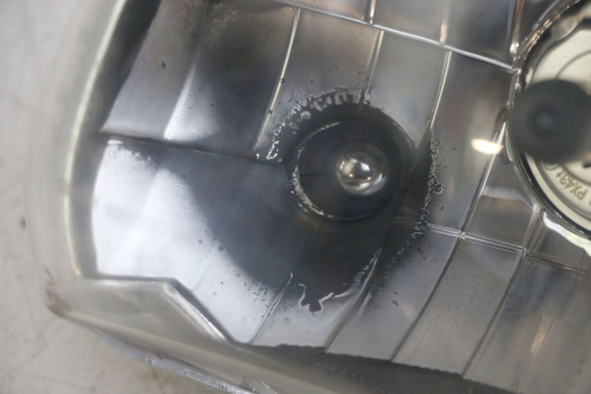 photo de HEADLIGHT JM MOTORS SANTANA 50 (2014 - 2023) - Zoom on usage condition