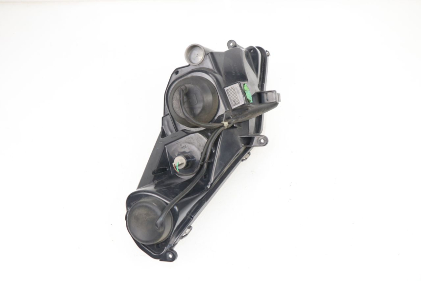 photo de HEADLIGHT PEUGEOT SATELIS COMPRESSOR K15 125 (2006 - 2009) - Alternative perspective