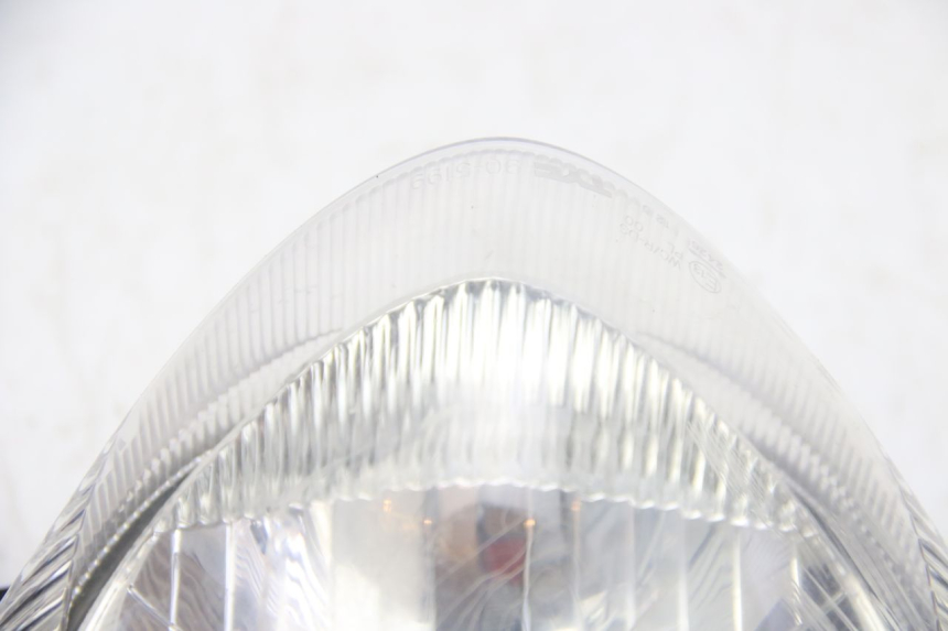 photo de FRONT HEADLIGHT SUZUKI SIXTEEN 125 (2008 - 2010) - Product overview