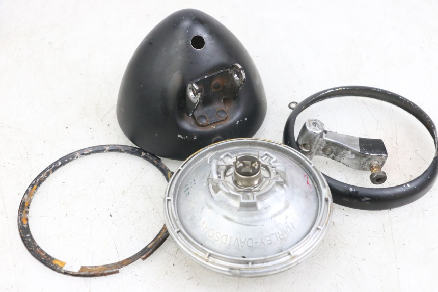 photo de Headlight HARLEY DAVIDSON SPORTSTER XL CUSTOM 1200 (2003 - 2004) - Checked used part