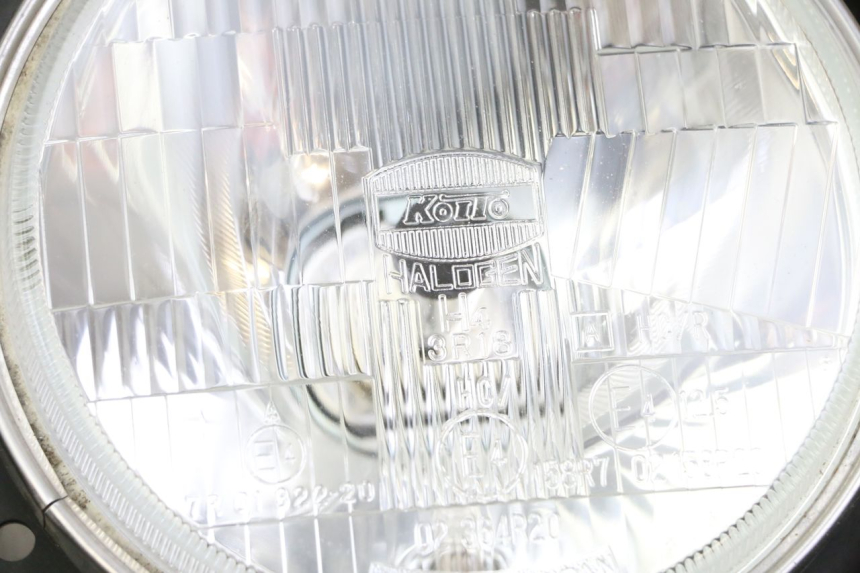 photo de HEADLIGHT TRIUMPH SPRINT 900 (1995 - 1998) - Fixing points details