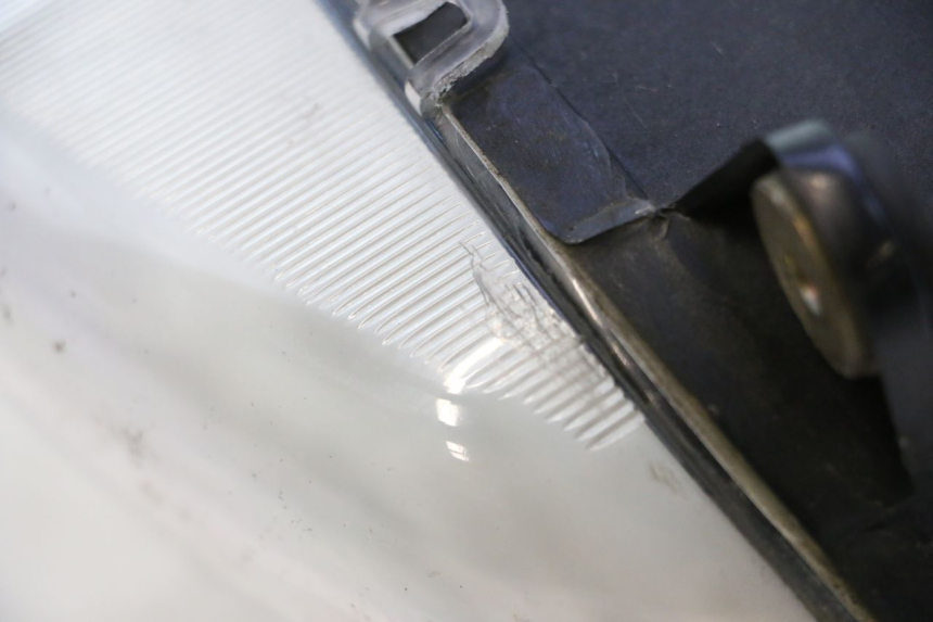 photo de HEADLIGHT DUCATI SS IE DS CARENEE 1000 (2002 - 2006) - Component detail