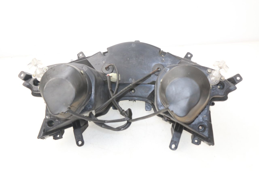 photo de HEADLIGHT RAZZO STEED 125 (2012 - 2018) - Alternative perspective