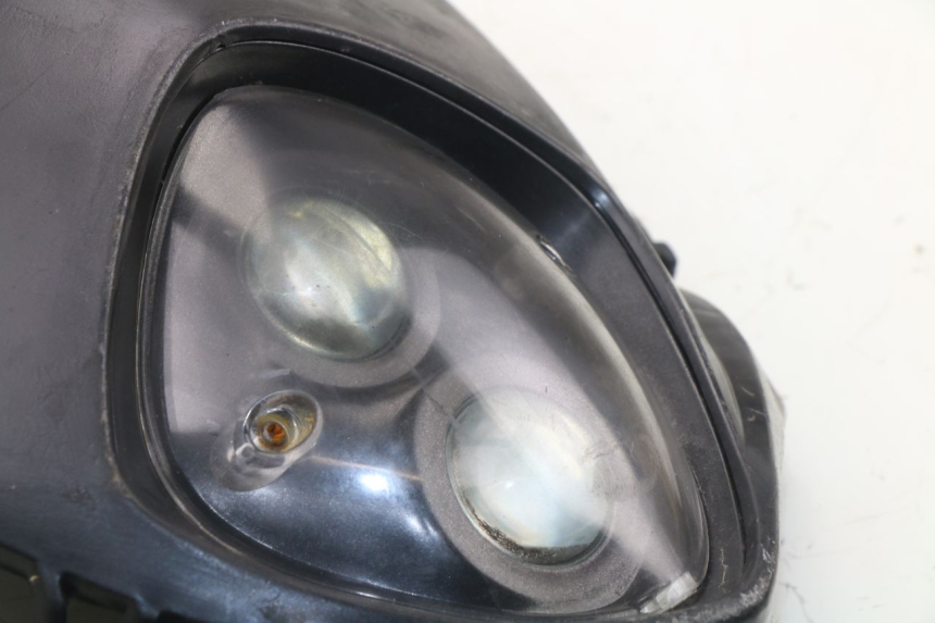 photo de HEADLIGHT RAZZO STR 50 (2009 - 2018) - Component detail