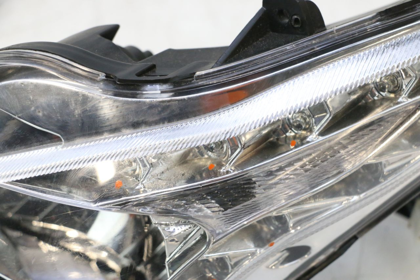 photo de HEADLIGHT VASTRO STREET S 50 (2016 - 2021) - Markings and original references