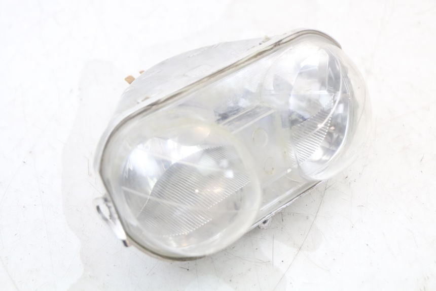 photo de FRONT HEADLIGHT MBK STUNT NAKED 50 (2004 - 2018) - Zoom on usage condition