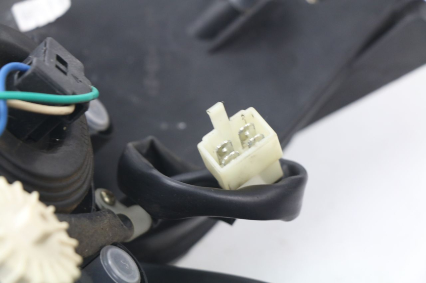 photo de HEADLIGHT SYM SYMPHONY 50 (2009 - 2015) - Alternative perspective