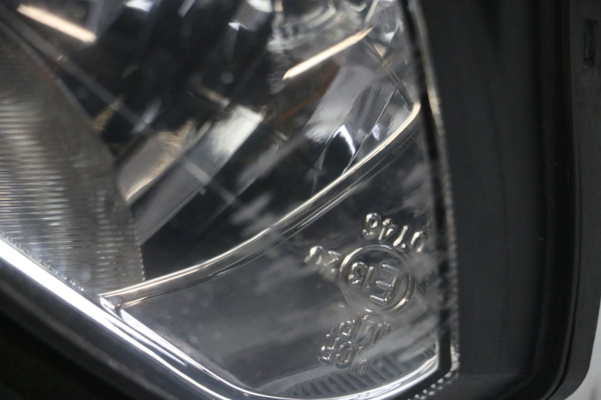 photo de FRONT HEADLIGHT YAMAHA TDM ABS 900 (2002 - 2014) - Alternative perspective