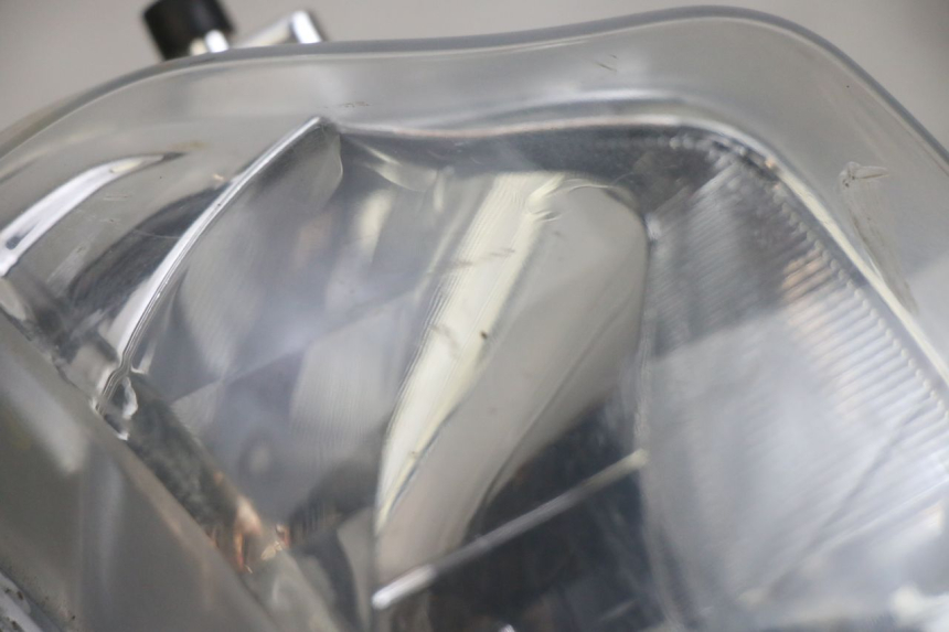 photo de FRONT HEADLIGHT PEUGEOT TWEET 4T 50 (2014 - 2019) - Alternative perspective