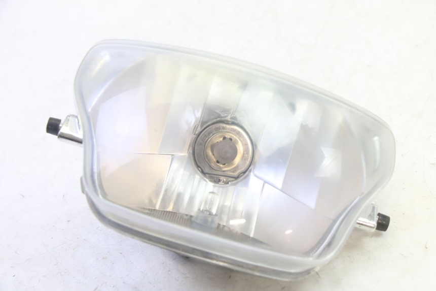 photo de HEADLIGHT PEUGEOT TWEET PRO EFI 4T 50 (2021 - 2022) - Zoom on usage condition