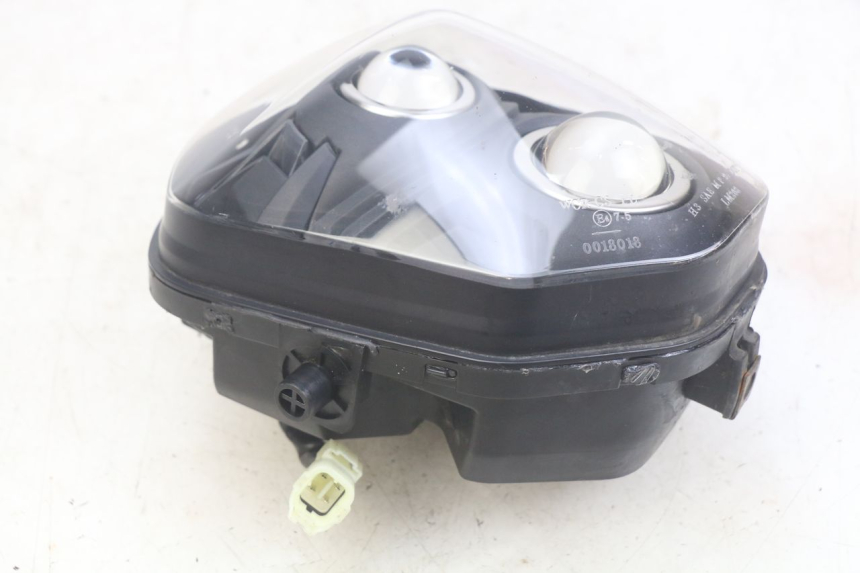 photo de FRONT HEADLIGHT MOTRAC URBAN 4T 50 (2016 - 2024) - Distinctive features