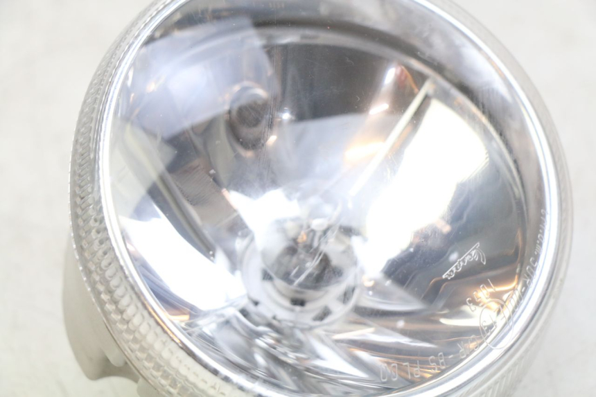 photo de FRONT HEADLIGHT PIAGGIO VESPA LX 2T 50 (2005 - 2013) - Technical close-up