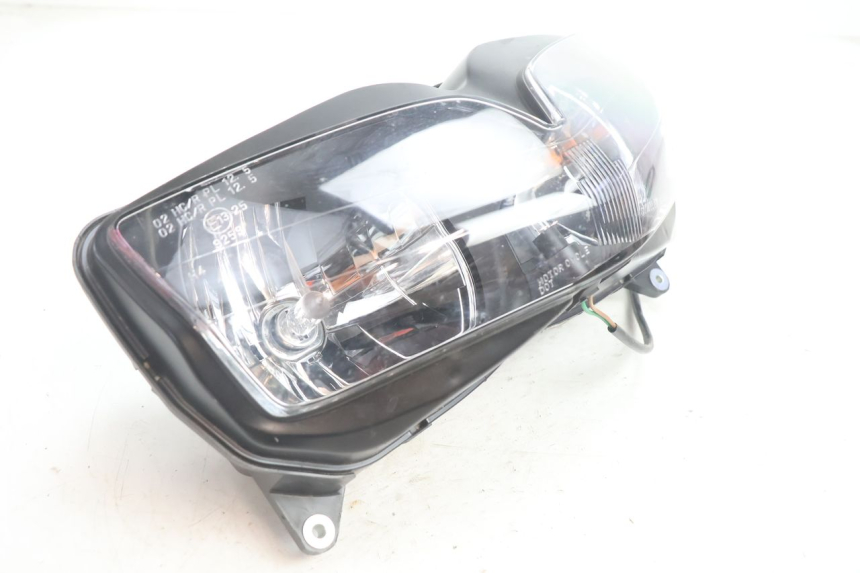 photo de HEADLIGHT HONDA VFR FI RC46 800 (1998 - 2001) - Zoom on usage condition