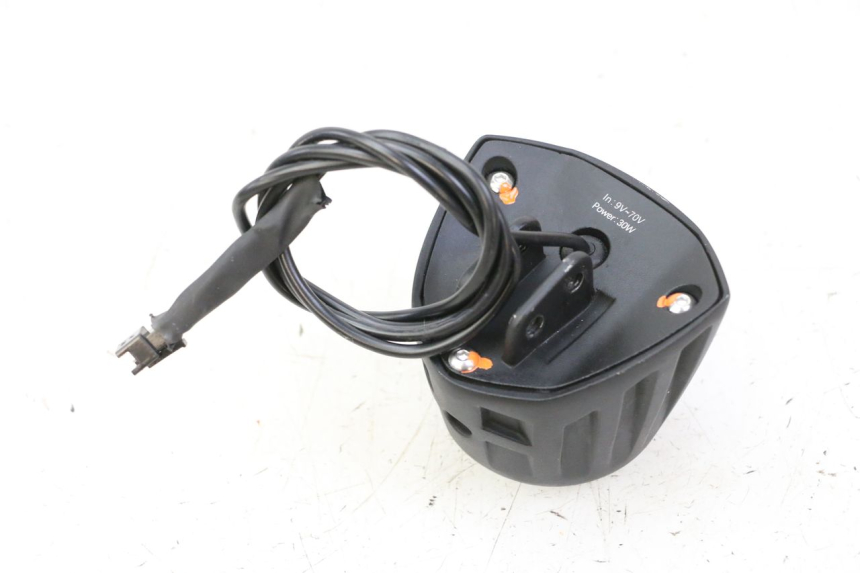 photo de FRONT HEADLIGHT DUALTRON VICTOR LIMITED 1 - Product overview