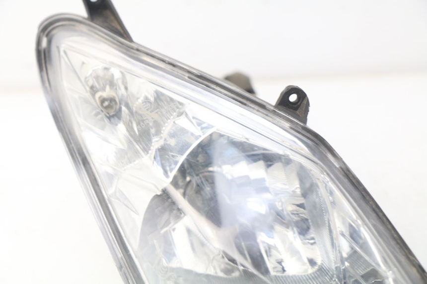 photo de FRONT HEADLIGHT EUROCKA VIRTUALITY GT 4T 50 (2011 - 2017) - Distinctive features