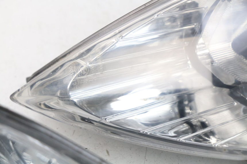 photo de FRONT HEADLIGHT EUROCKA VIRTUALITY GT 4T 50 (2011 - 2017) - Zoom on usage condition