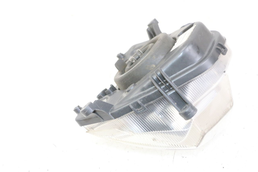 photo de FRONT HEADLIGHT PEUGEOT VIVACITY NEW 4T 50 (2008 - 2017) - Component detail