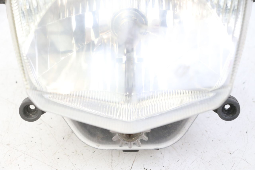 photo de FRONT HEADLIGHT PEUGEOT VIVACITY NEW 4T 50 (2008 - 2017) - Additional view of the item