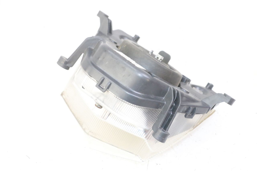 photo de FRONT HEADLIGHT PEUGEOT VIVACITY NEW 4T 50 (2008 - 2017) - Zoom on usage condition