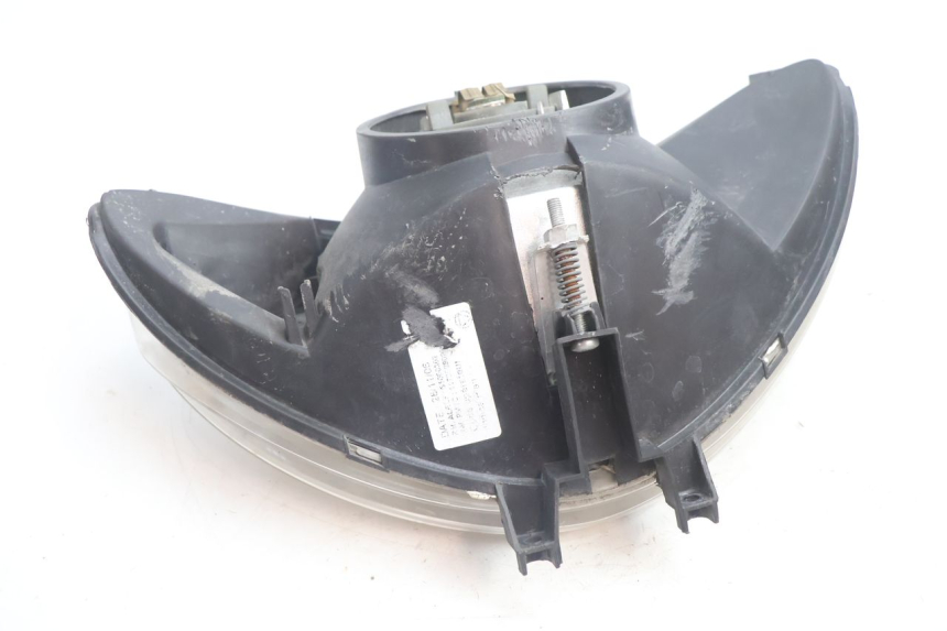 photo de HEADLIGHT PEUGEOT VIVACITY 50 (2004 - 2009) - Fixing points details