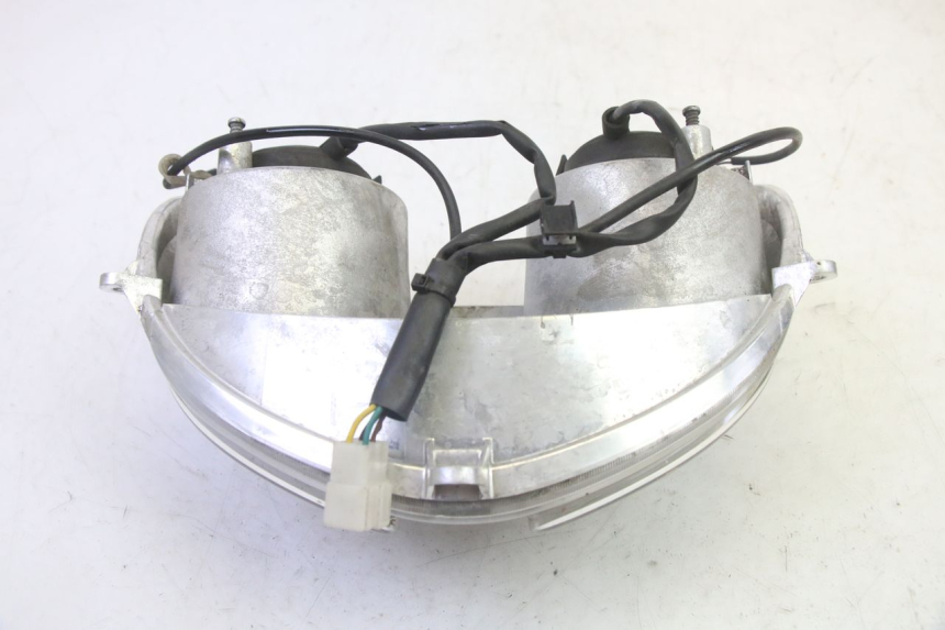 photo de HEADLIGHT YAMAHA X-CITY XCITY 125 (2007 - 2013) - Fixing points details