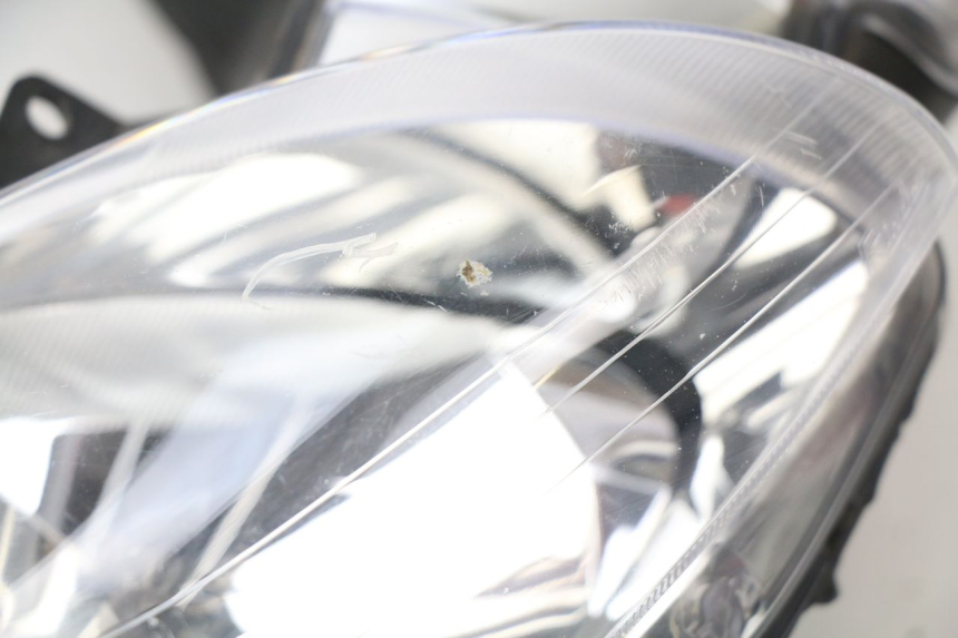 photo de FRONT HEADLIGHT YAMAHA XMAX X-MAX 125 (2006 - 2009) - Additional view of the item