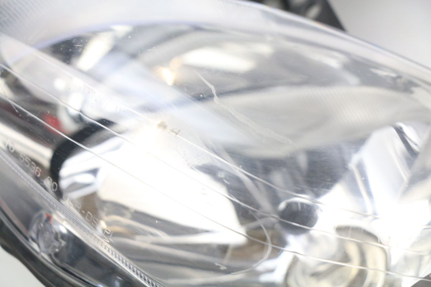 photo de FRONT HEADLIGHT YAMAHA XMAX X-MAX 125 (2006 - 2009) - Markings and original references