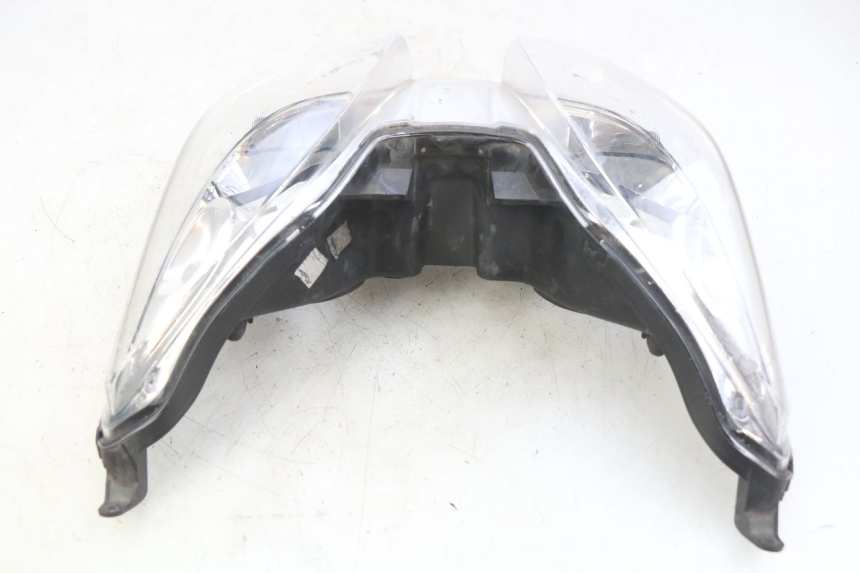 photo de FRONT HEADLIGHT YAMAHA XMAX X-MAX 125 (2006 - 2009) - High-resolution close-up